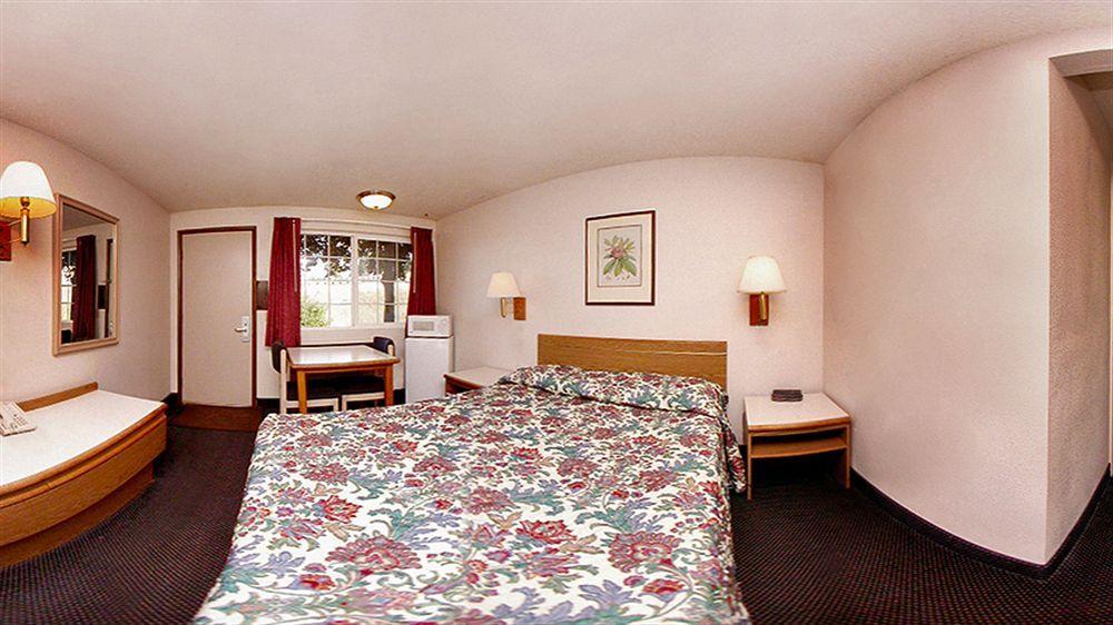 Motel 6 Pendleton, Or - West Exteriör bild