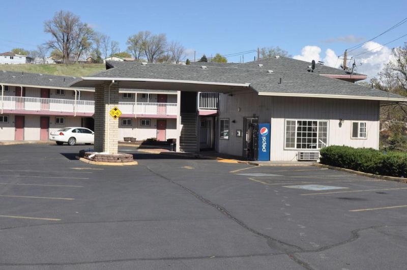 Motel 6 Pendleton, Or - West Exteriör bild